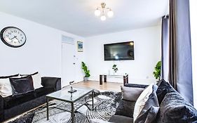 Gorgeous House 4 Bedrooms, 5-Baths In Central London Near Oxford Street